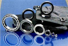 Miniature deep-groove ball bearings